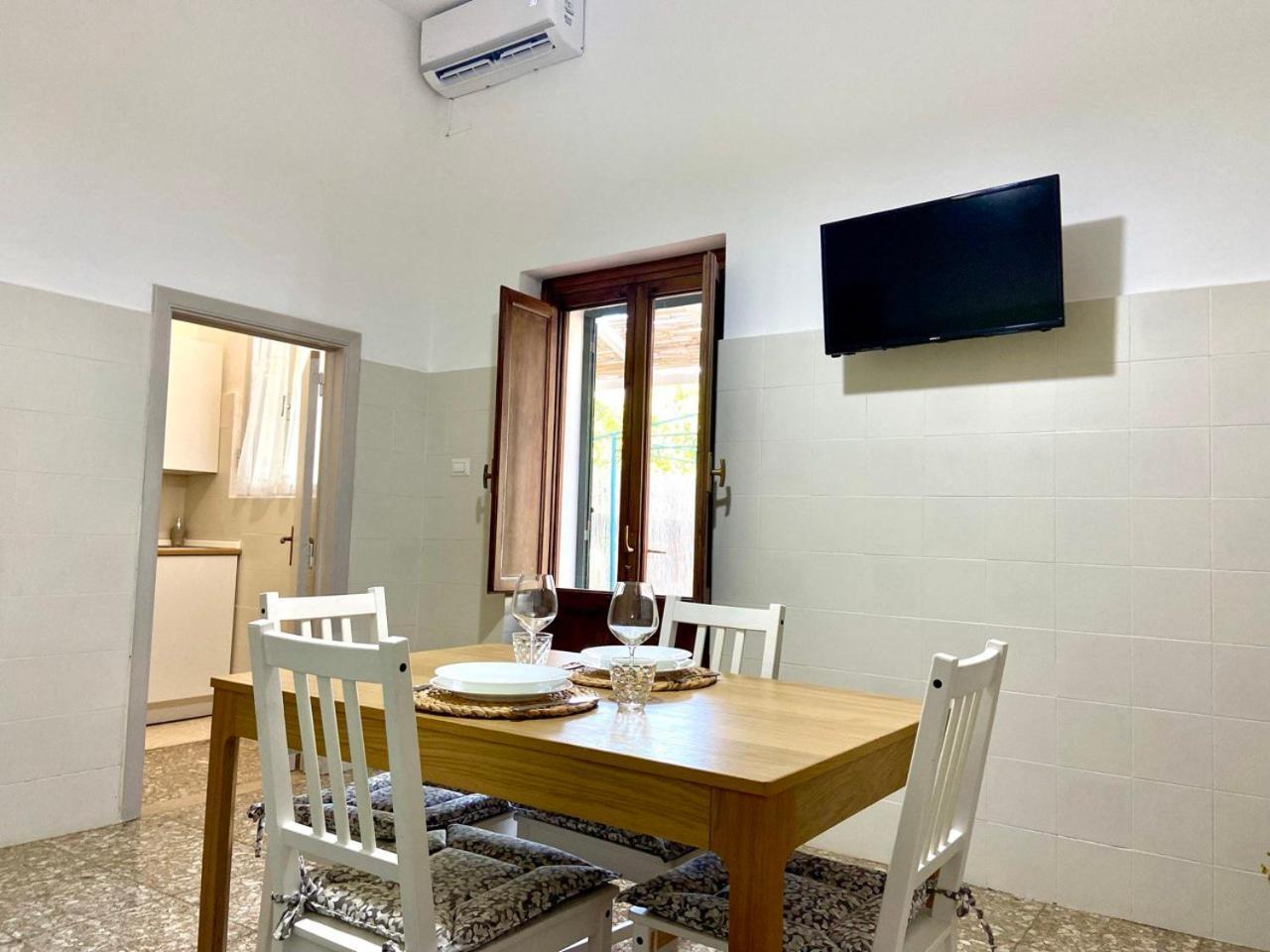 La Casa Di Nina Apartman Surano Kültér fotó
